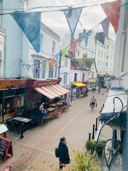 Old Fisherman Nest In Old Town Hastings Exterior foto